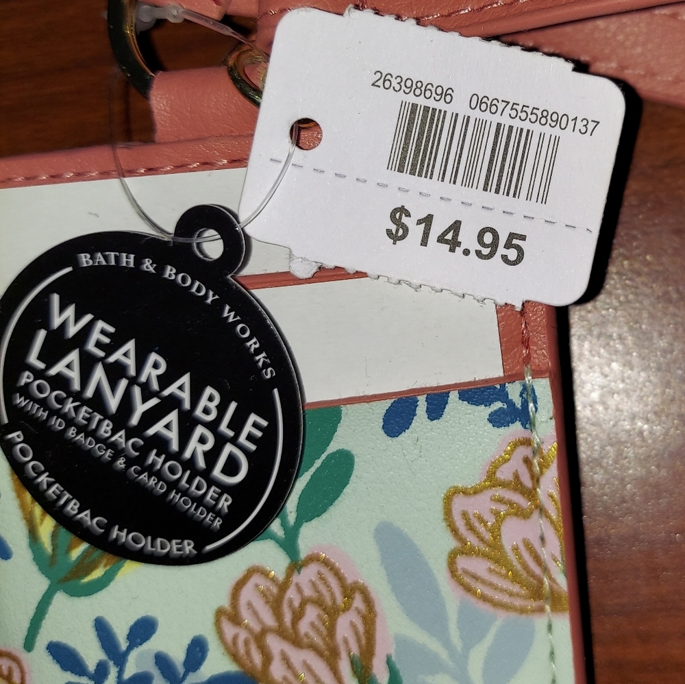 Wearable lanyard